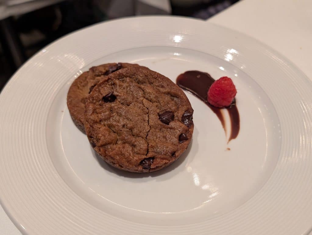 chocolate chip cookies