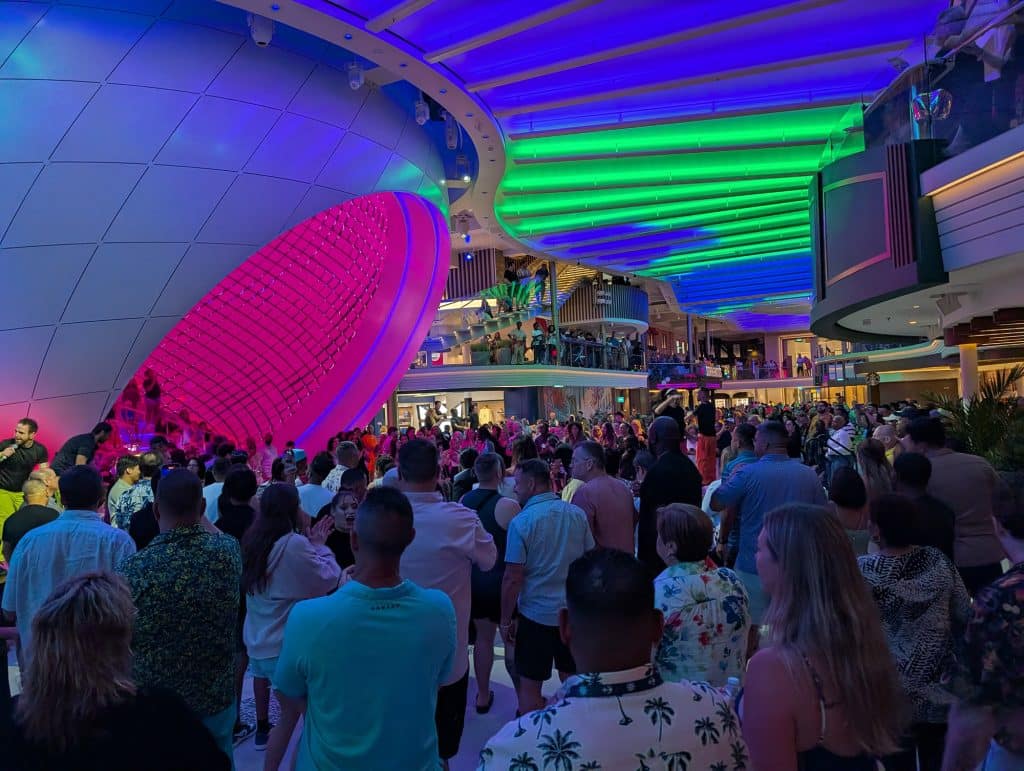 royal promenade party on star of the seas