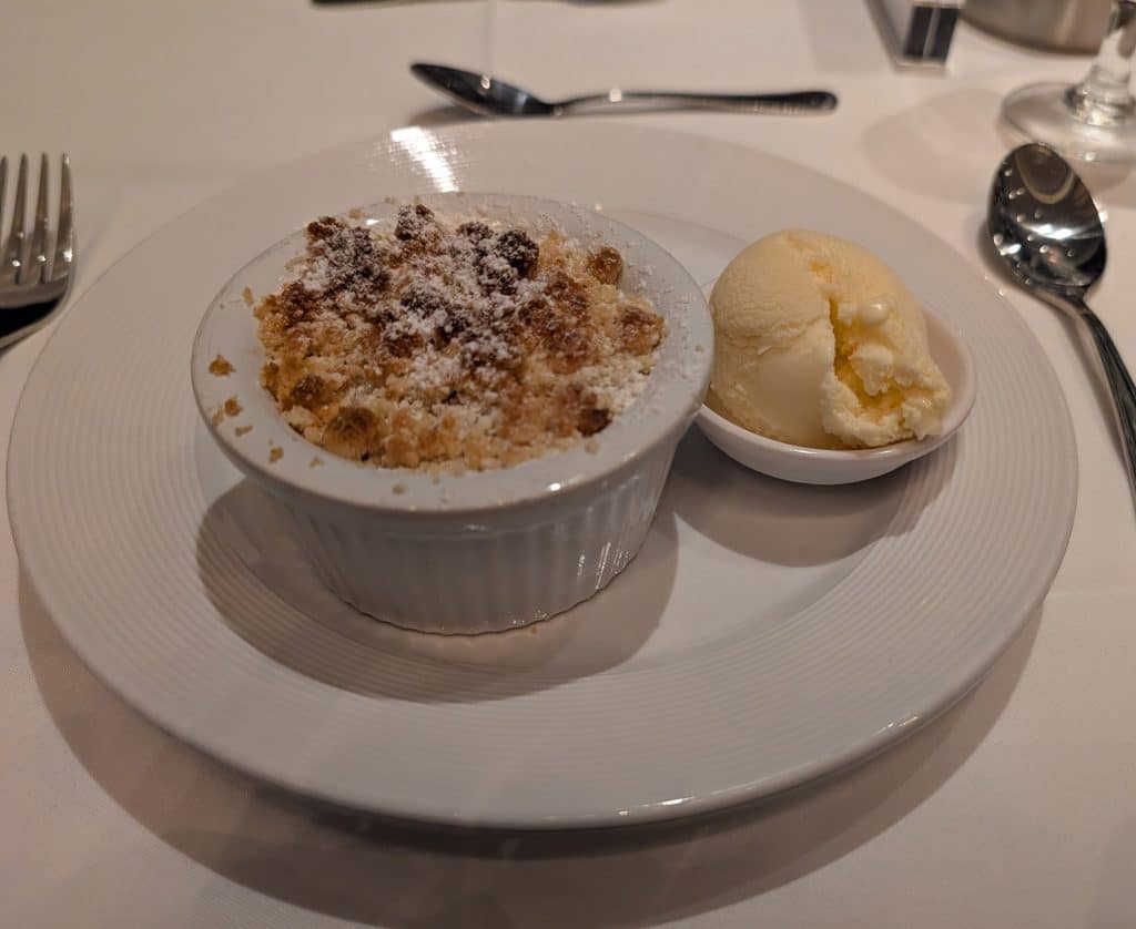 apple cobbler on star of the seas