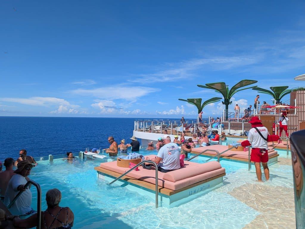 the hideaway pool