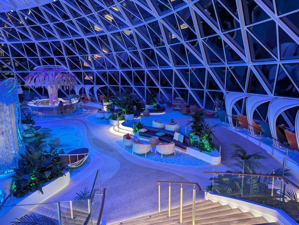 the overlook at night on star of the seas