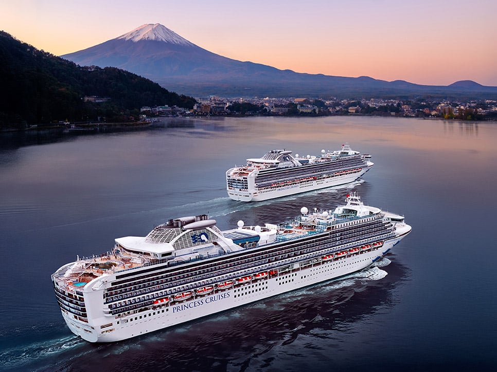 diamond princess and sapphire princess in japan