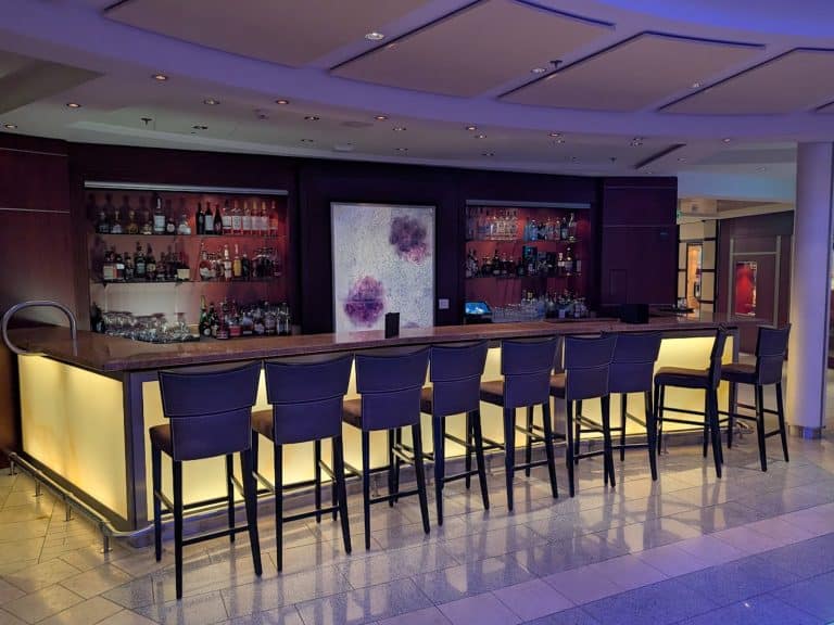 Celebritys Entertainment Court Bar