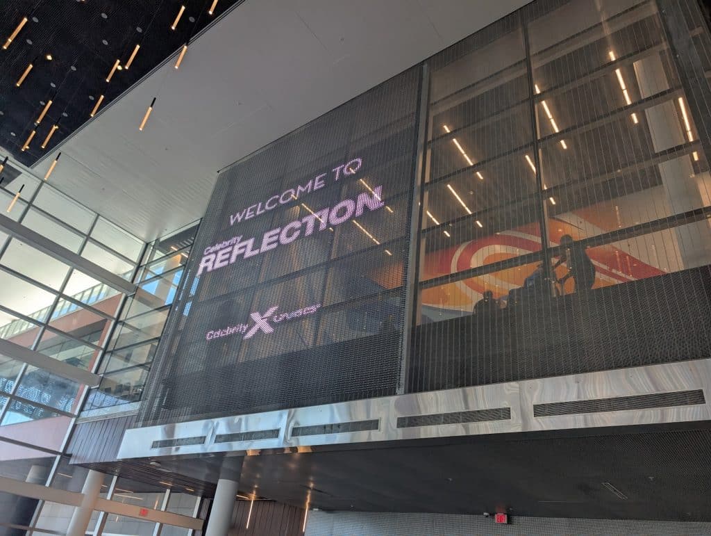 celebrity reflection boarding sign