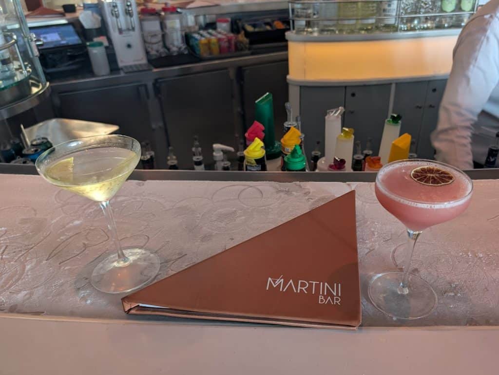 martinis on ice topped bar