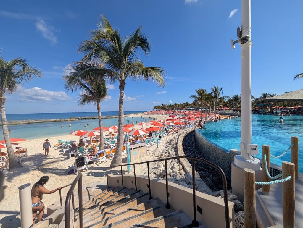 the hideaway pool
