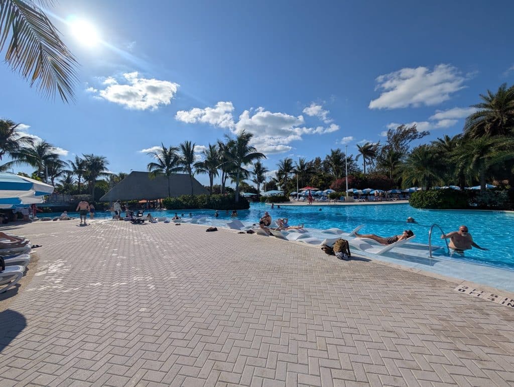 perfect day oasis lagoon