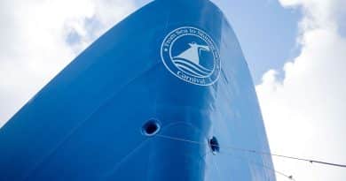 carnival cruise line bow crest