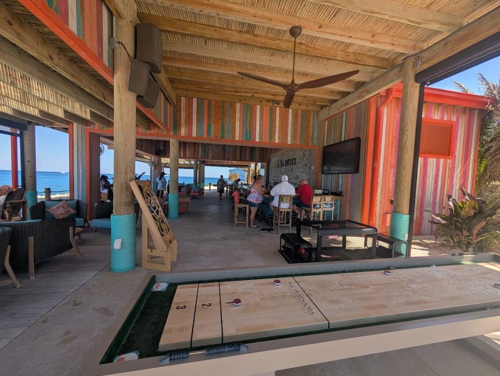 on the rocks hideaway beach