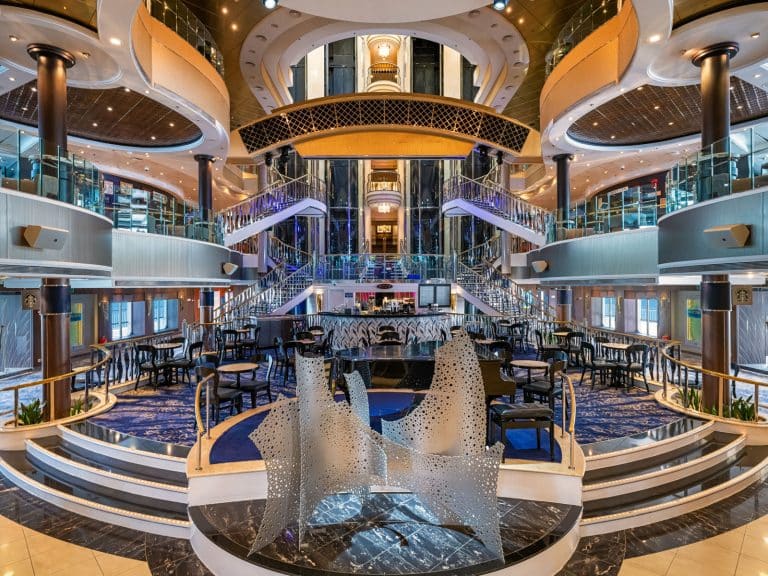 norwegian dawn atrium