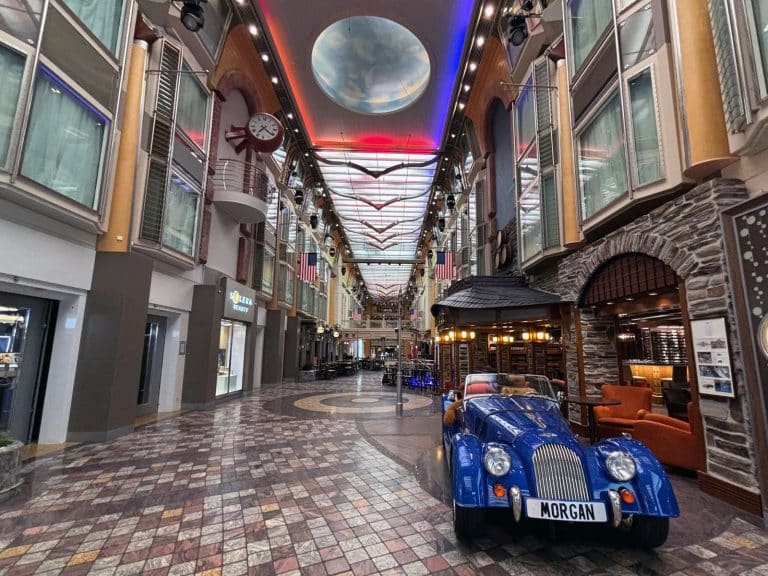 royal caribbean independence ots royal promenade
