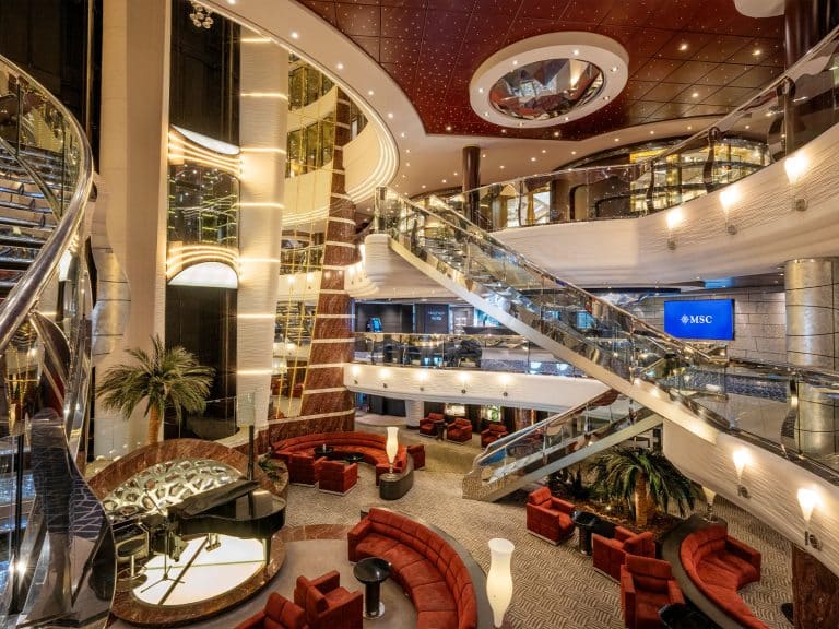 msc divina atrium