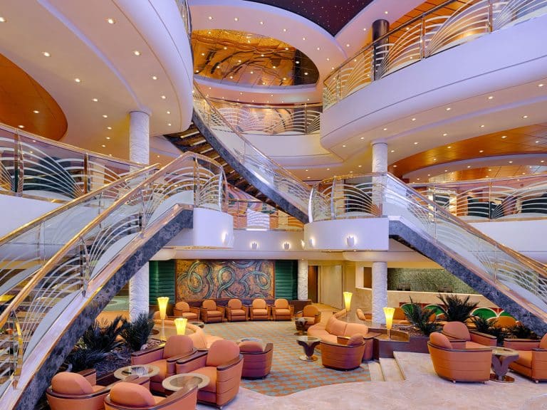 msc poesia atrium