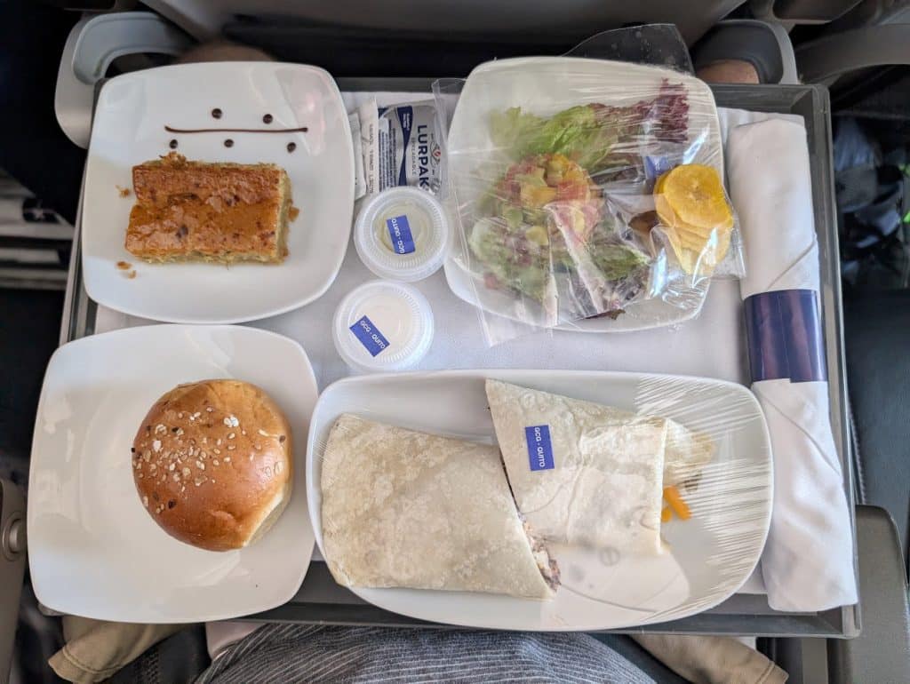 airline meal on avianca