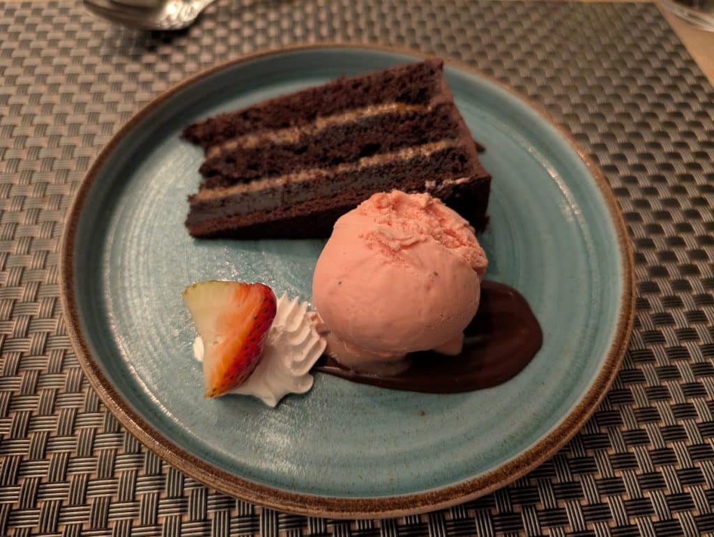 chocolate cake and strawberry ice cream