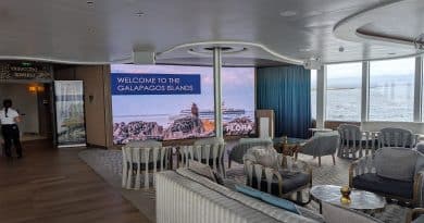 celebrity flora discovery lounge welcome